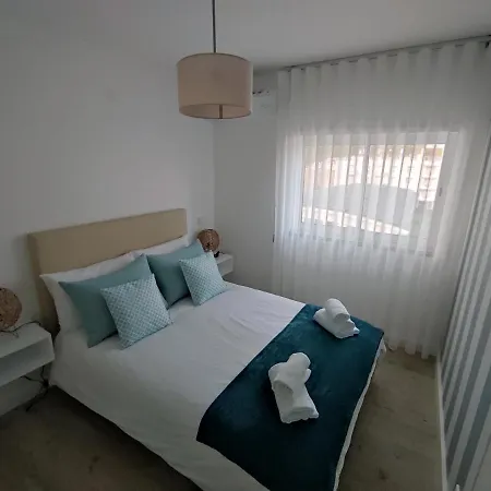 Beachfront * 纳扎雷